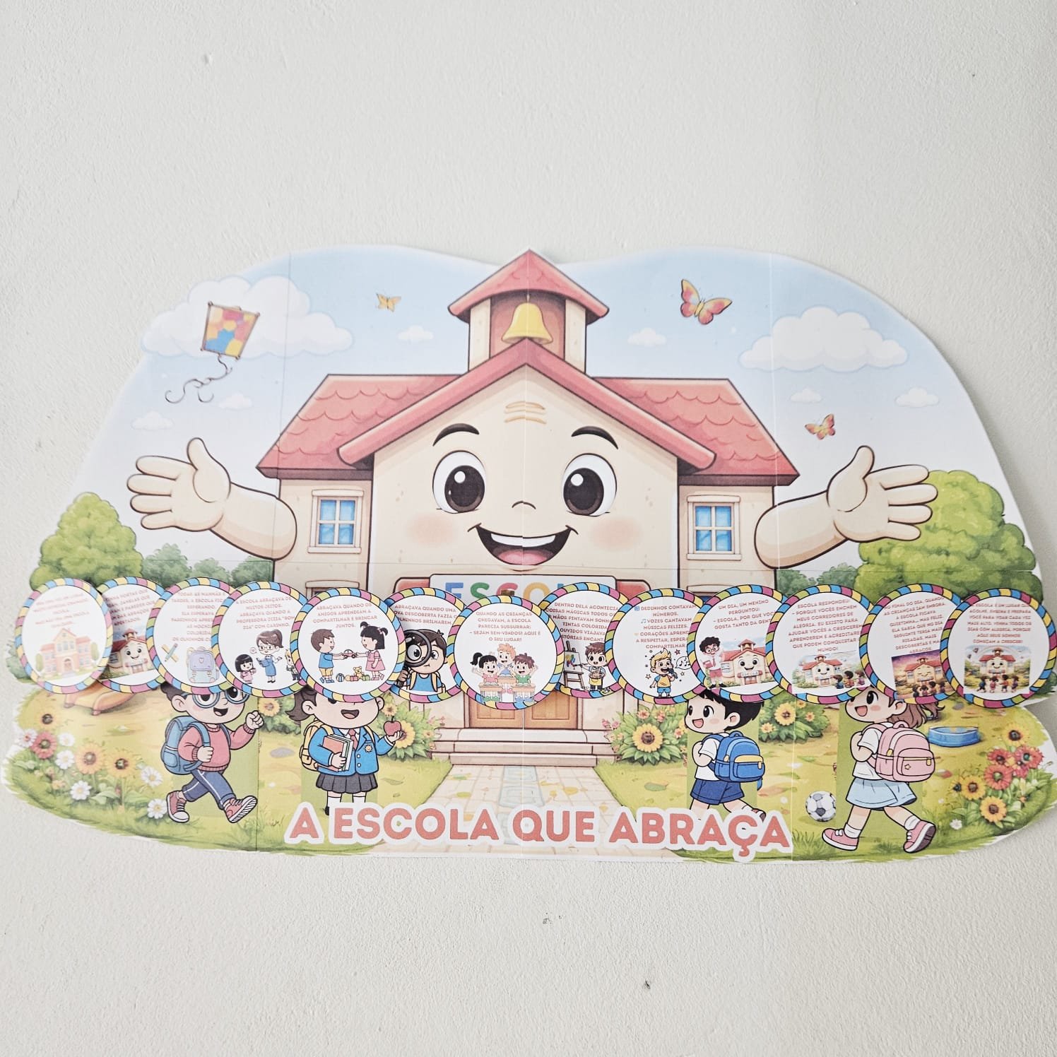 História: A Escola que Abraça